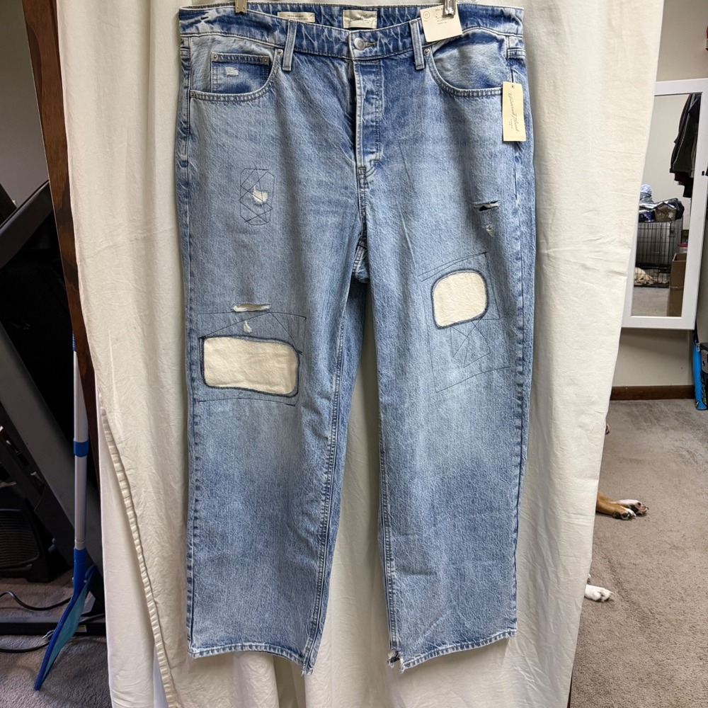 Universal Thread Womens 90s Baggy Mid Rise Distressed Patched Jeans 17R New